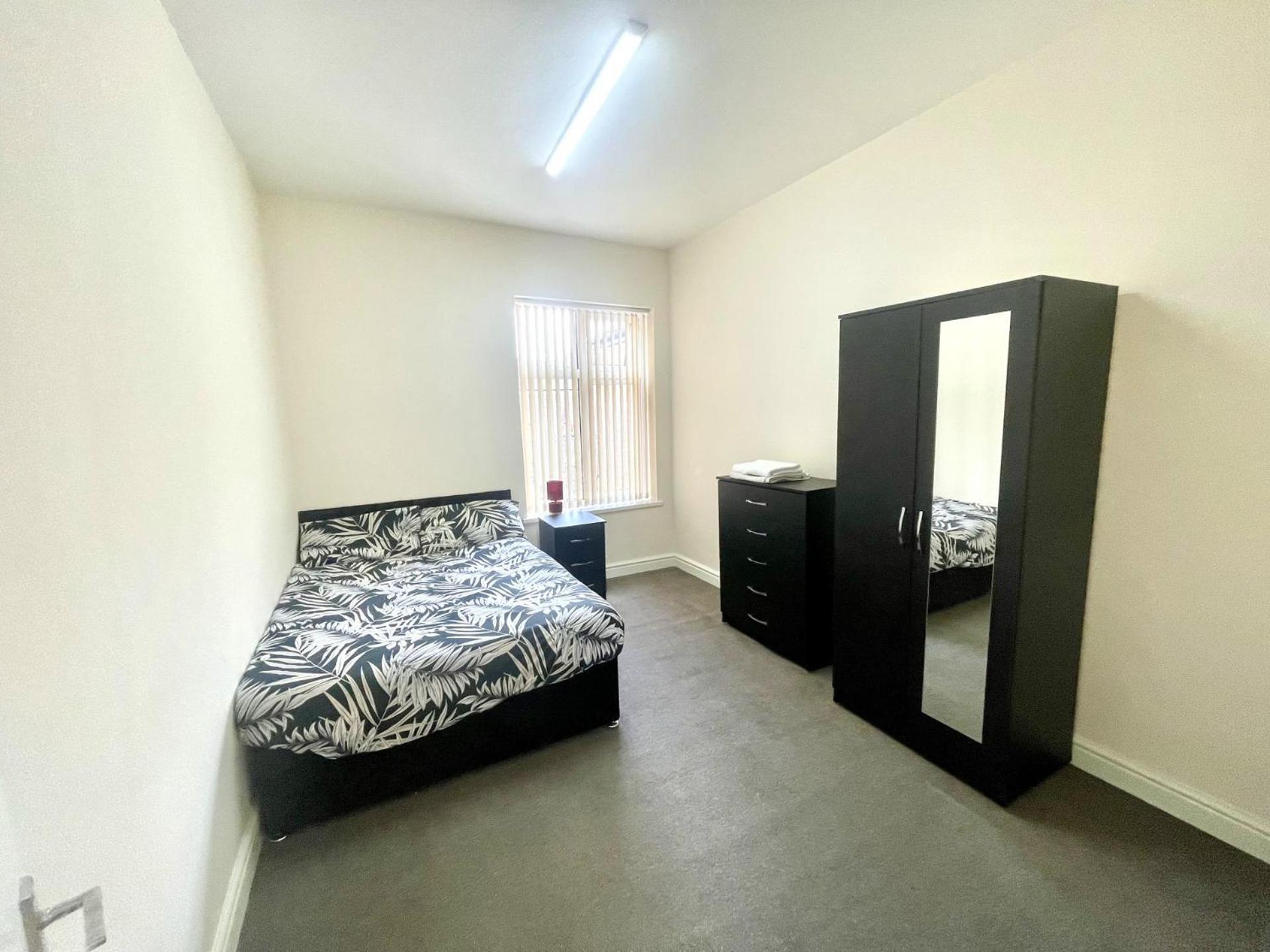 מנצ'סטר 2-Bed Apartment - Sleeps 4 - Street Parking - Wifi מראה חיצוני תמונה