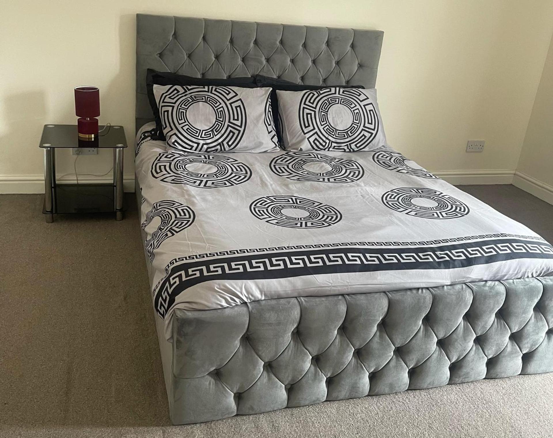 מנצ'סטר 2-Bed Apartment - Sleeps 4 - Street Parking - Wifi מראה חיצוני תמונה